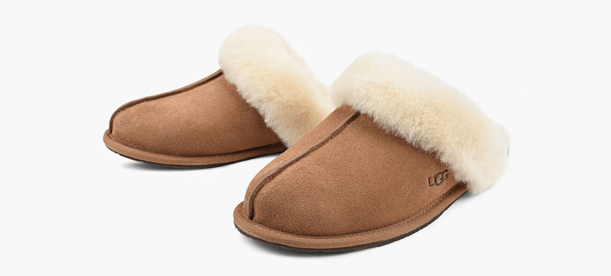 UGG SCUFFETTEII en TAN vue 4