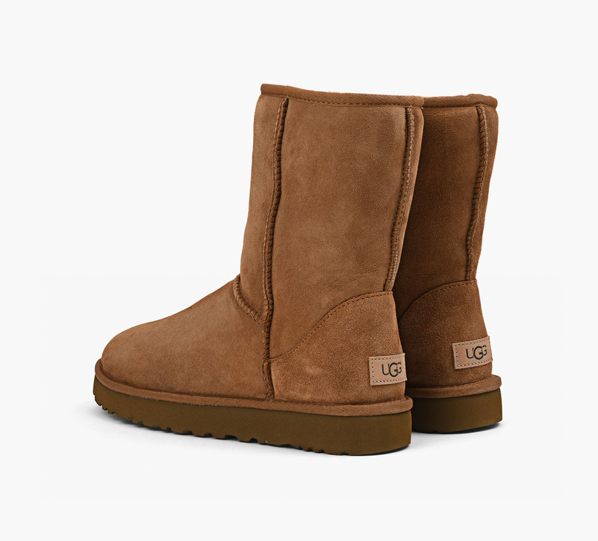 UGG CLASSICSHORTII en TAN vue 3