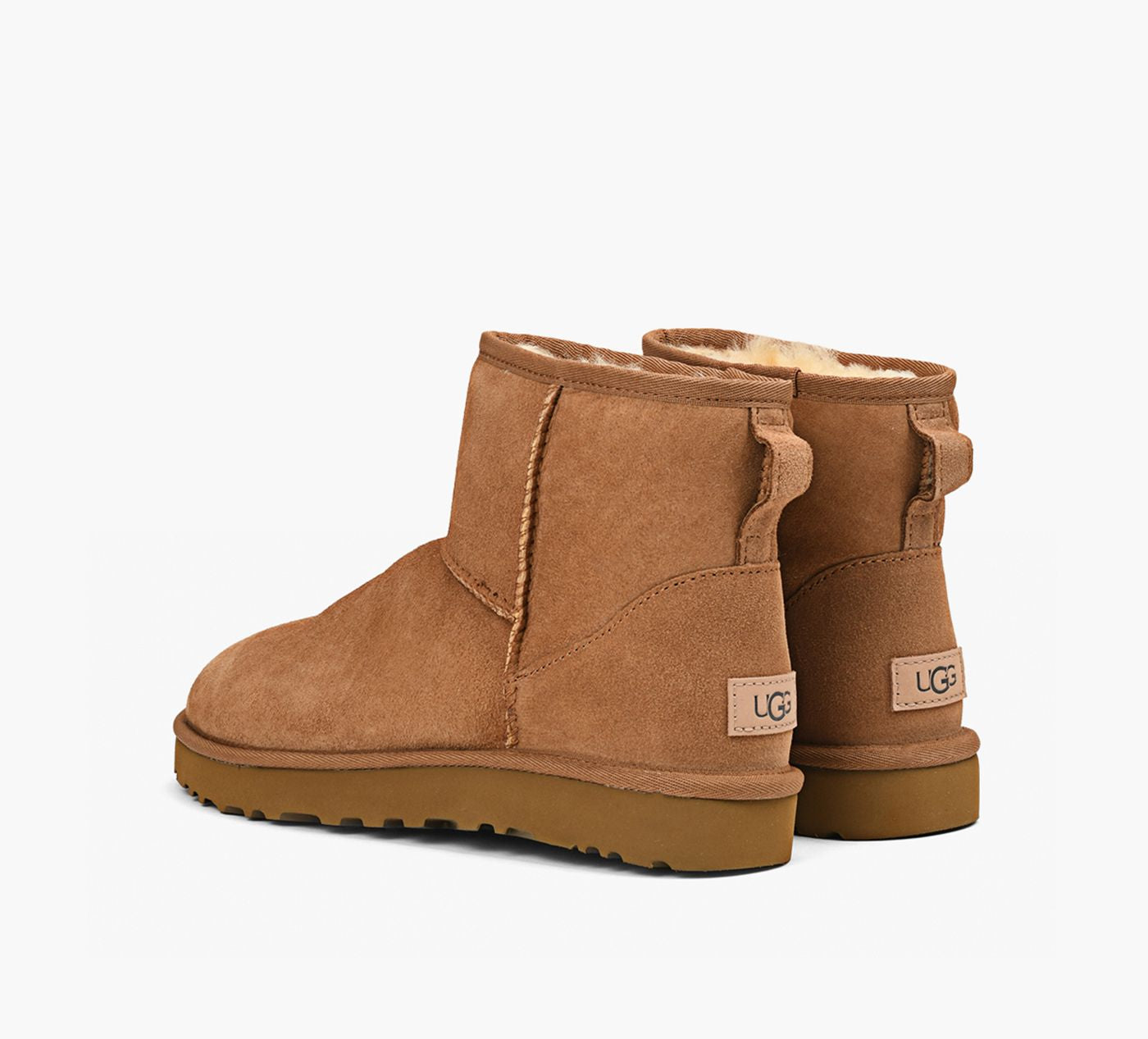 UGG CLASSICMINIII en TAN vue 3