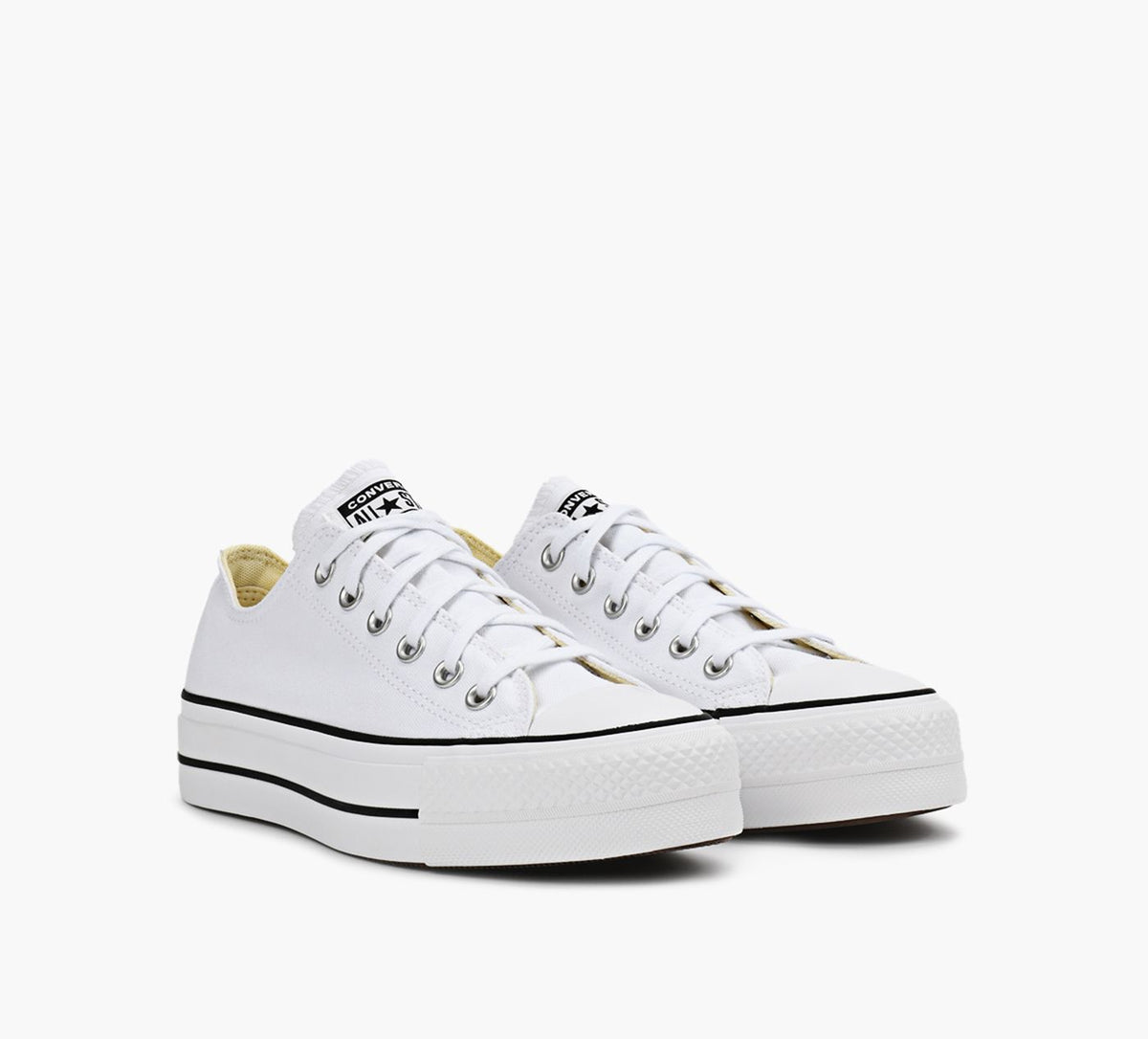 CONVERSE CHUCKTAYLORALLSTARLIFTLOWTOP in WHITE view 2