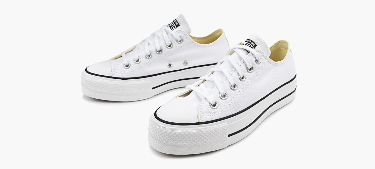 CONVERSE CHUCKTAYLORALLSTARLIFTLOWTOP in WHITE view 4