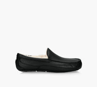 UGG ASCOTSLIPPER in BLACK