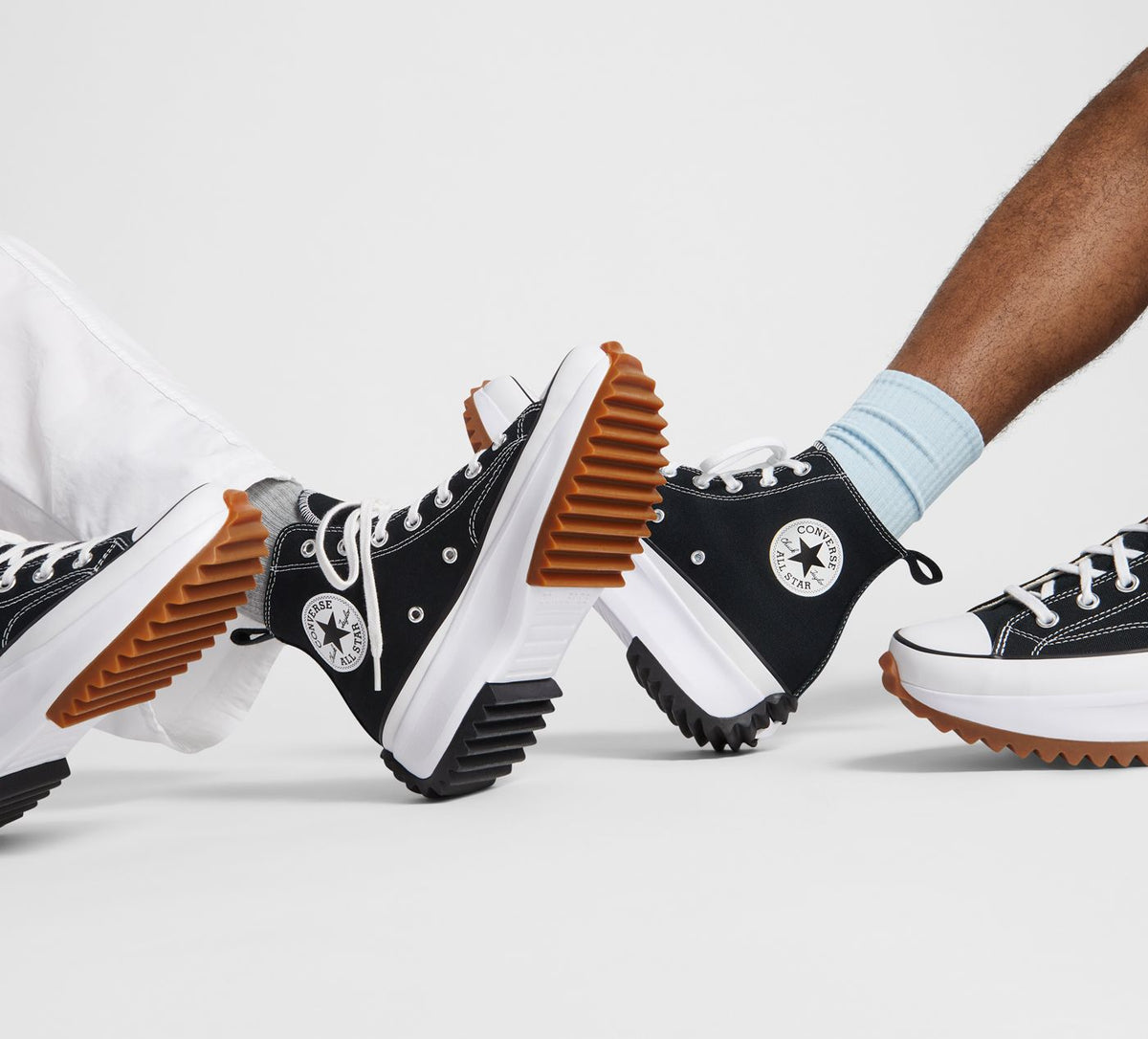 CONVERSE RUNSTARHIKEHAUTE en NOIR vue 1c