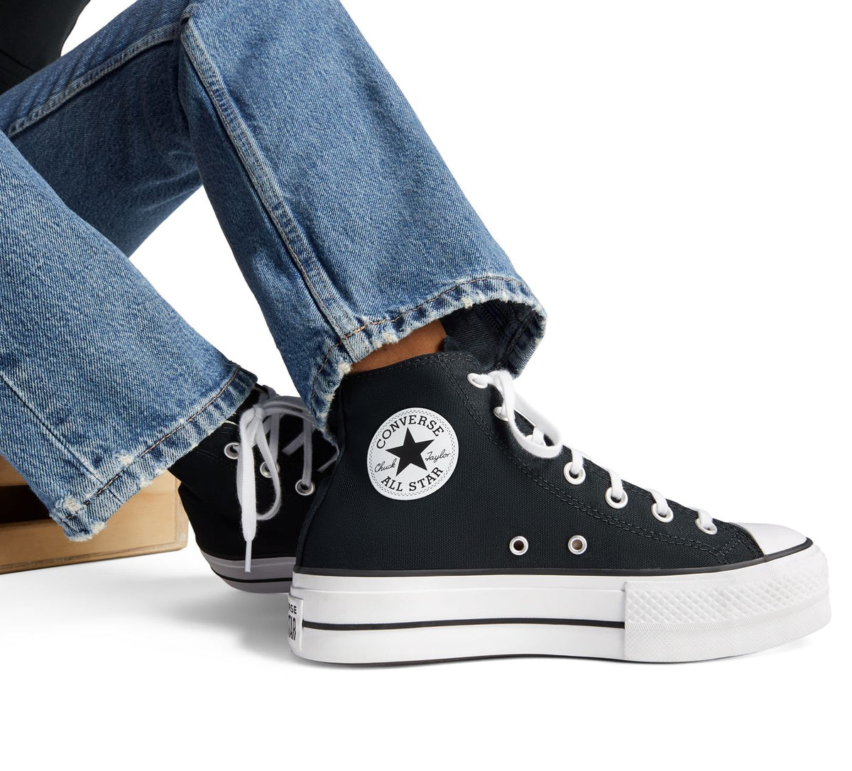 CONVERSE CHUCKTAYLORALLSTARLIFTPLATFORMHIGHTOP in BLACK view 1c