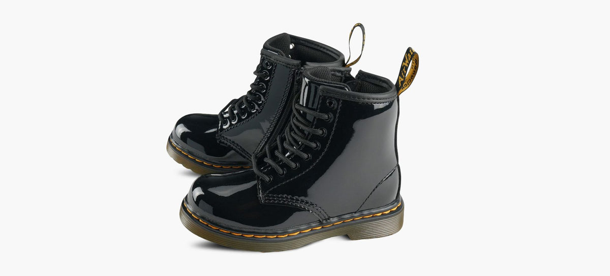 DR. MARTENS 1460PATENTLAMPER in BLACK view 4