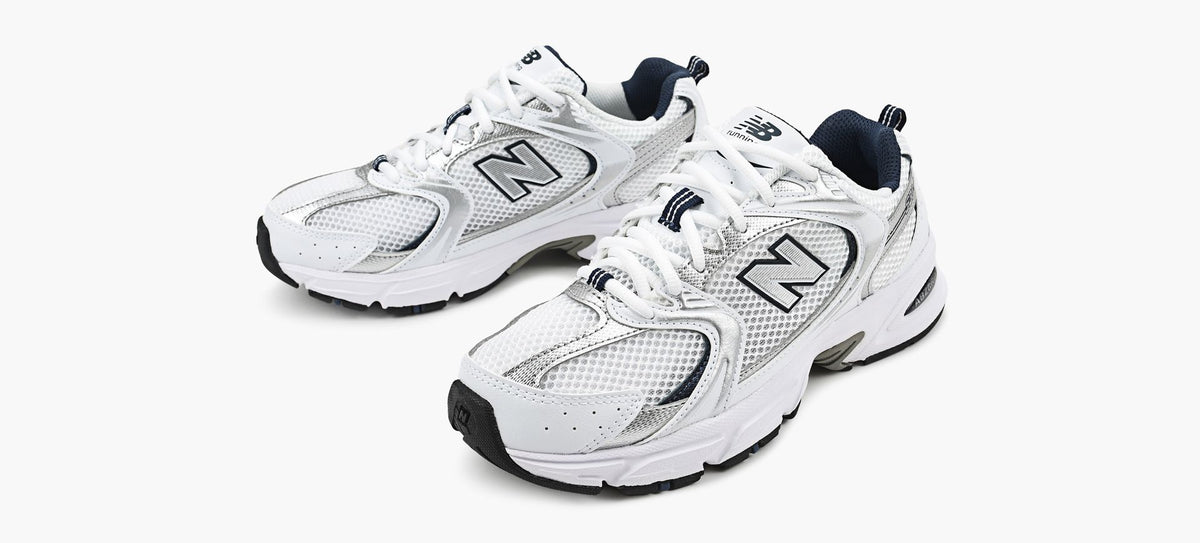 NEW BALANCE 530 in WHITE view 4