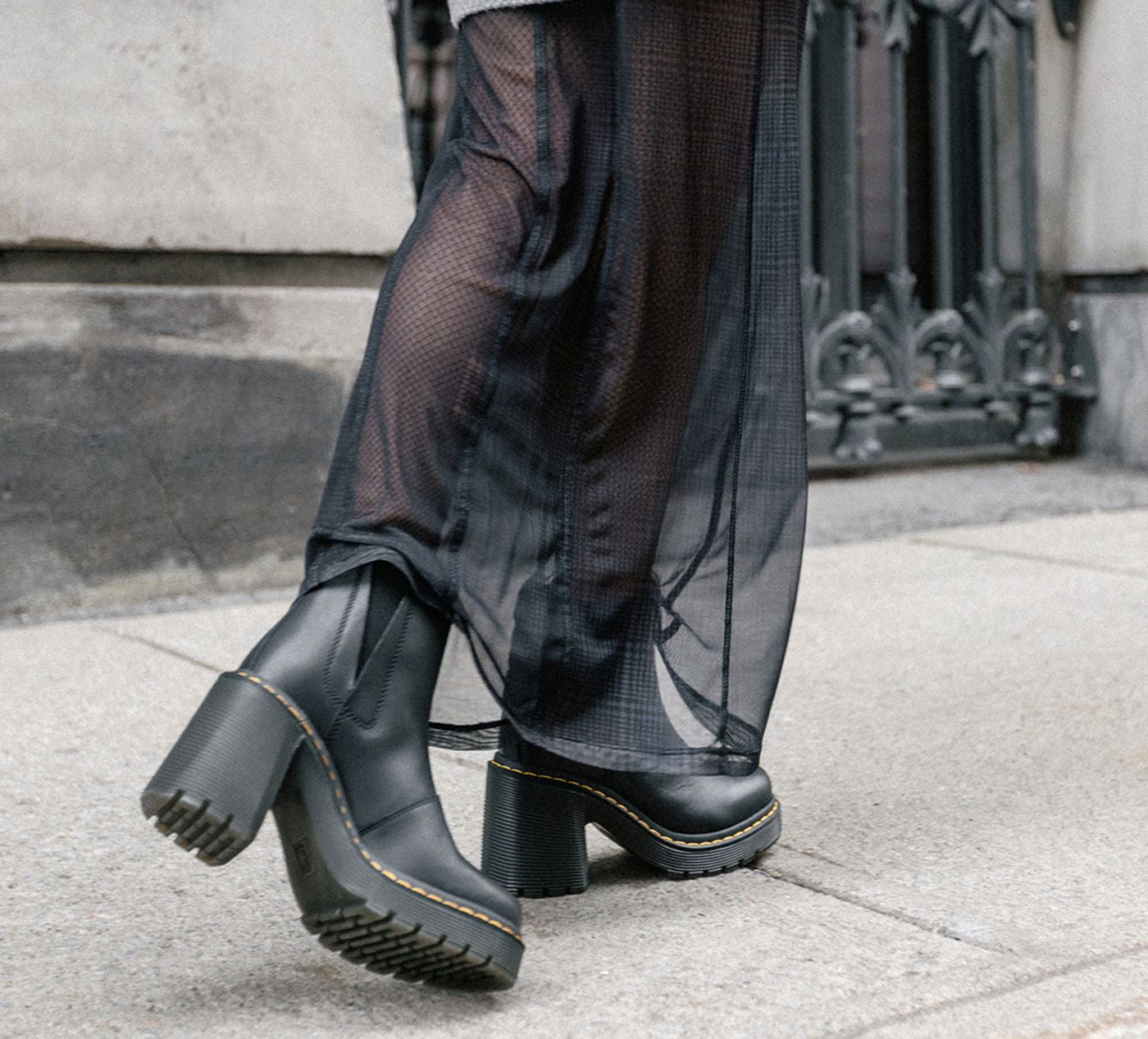 DR. MARTENS SPENCE en NOIR vue 6