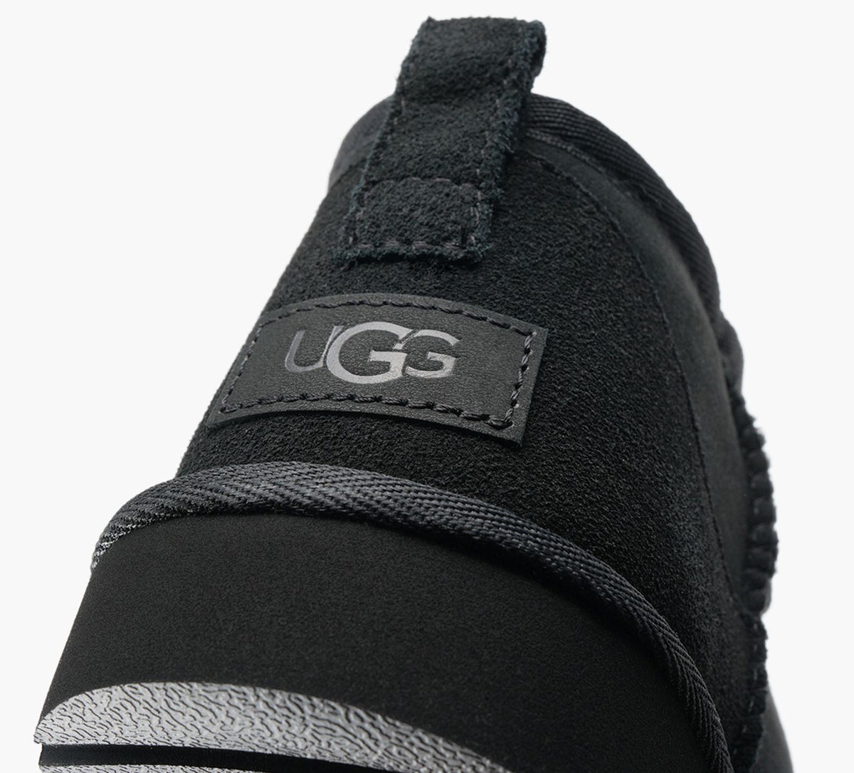 UGG CLASSICULTRAMINI in BLACK view 1b
