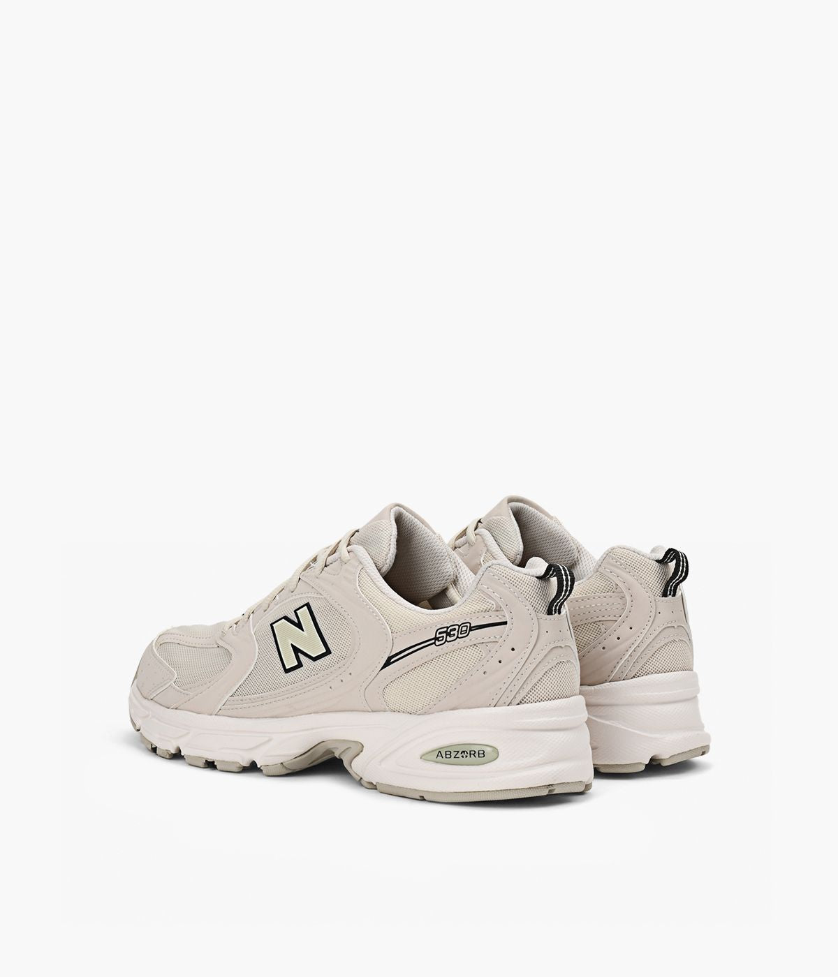 NEW BALANCE 530 in TAUPE view 3