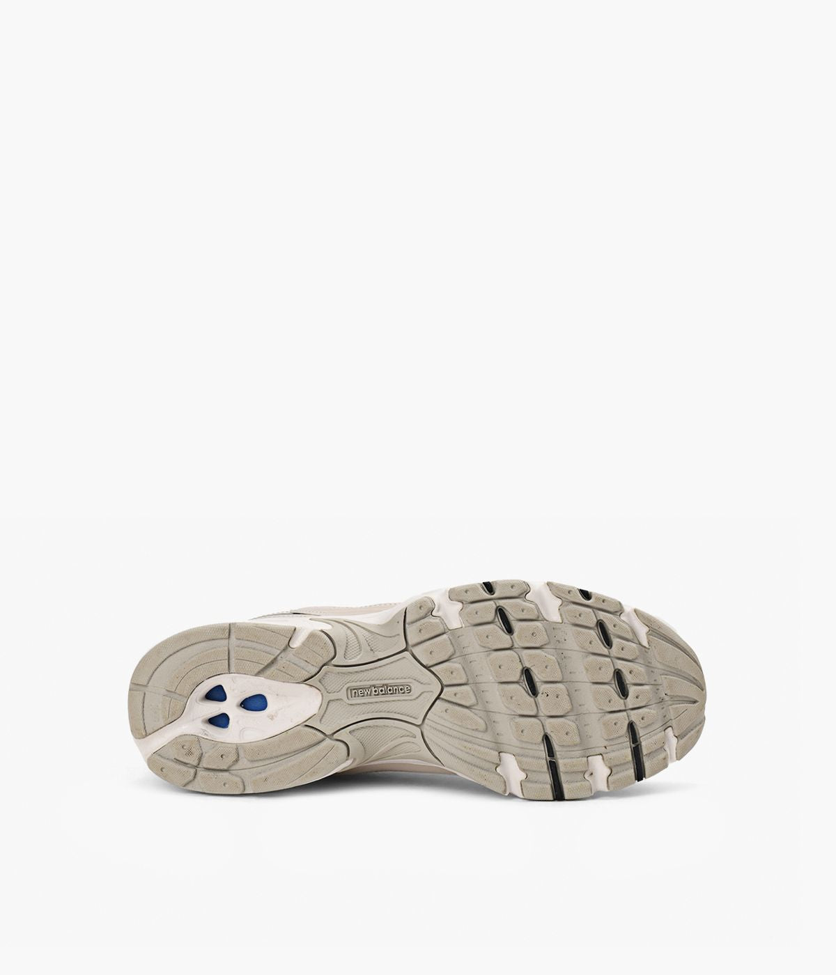 NEW BALANCE 530 in TAUPE view 6