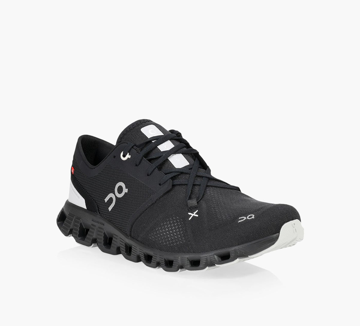 ON CLOUDX3 in BLACK view 2