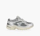 NEW BALANCE 725 in GREY