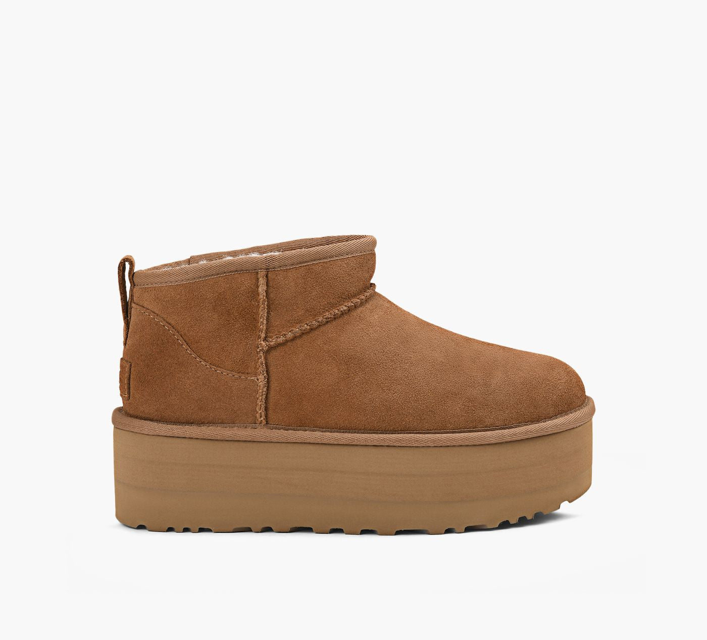 UGG CLASSICULTRAMINIPLATEFORME en TAN