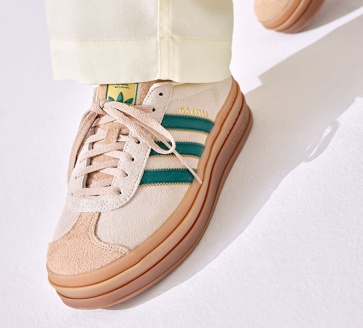 ADIDAS BASKETGAZELLEBOLD en BEIGE vue 6
