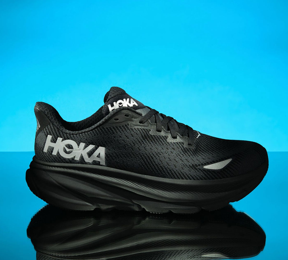 HOKA CLIFTON9GTX en NOIR vue 1c