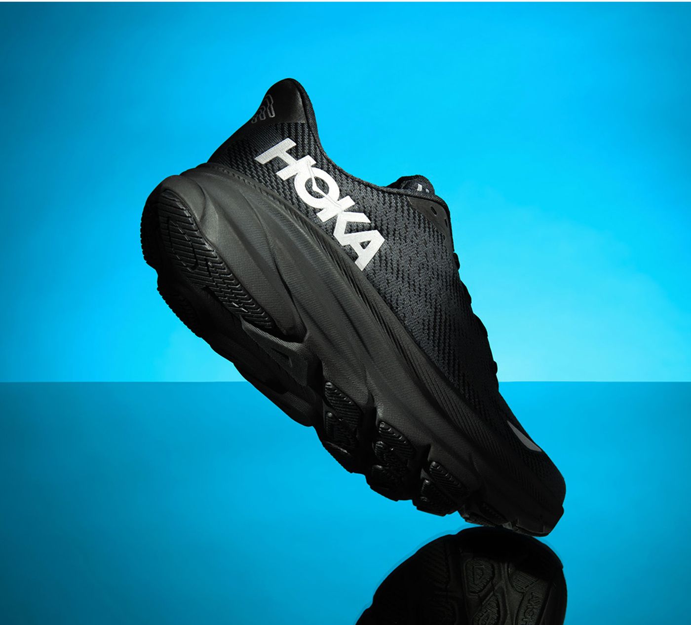 HOKA Clifton 9 GTX Sneakers for Men | Black – Browns Shoes