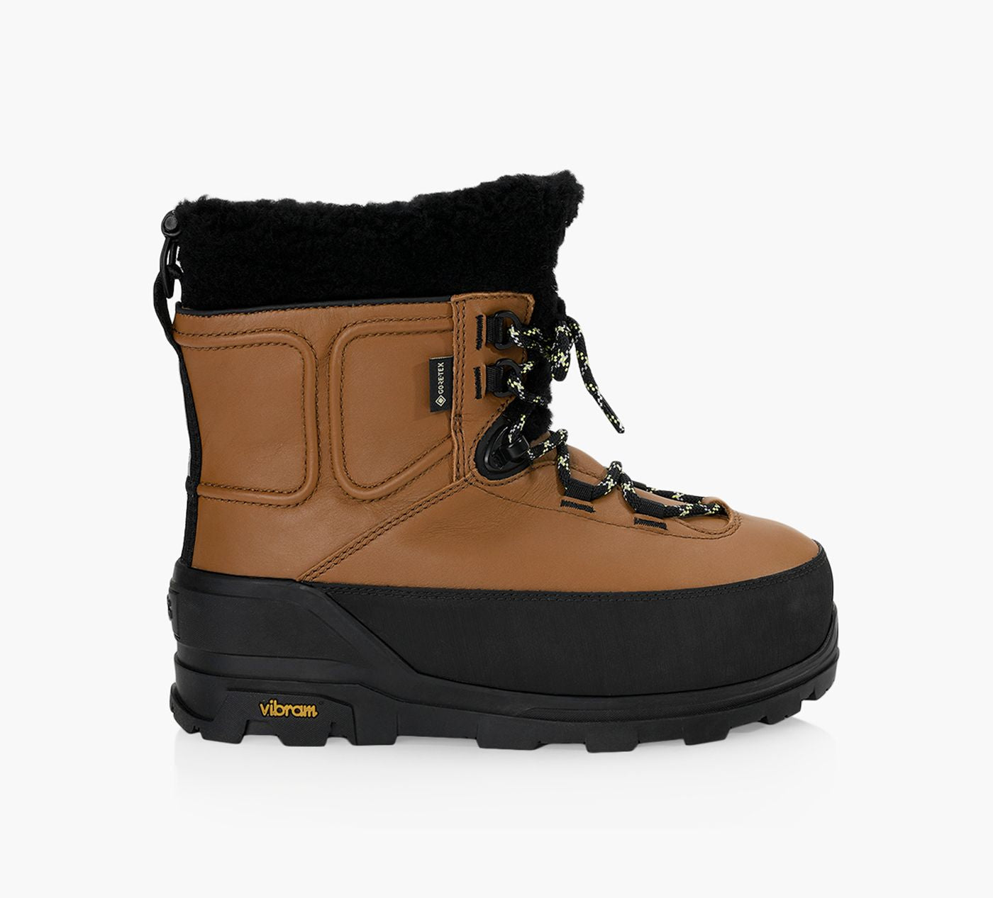 UGG SHASTABOOTMID in TAN