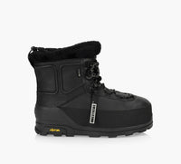 UGG SHASTABOOTMID in BLACK