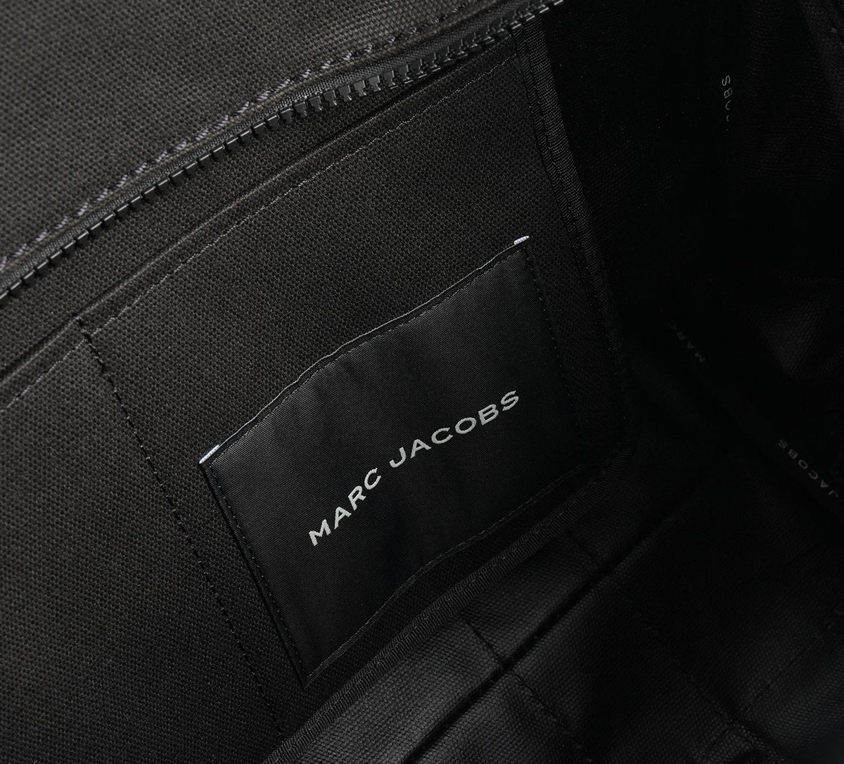 MARC JACOBS FOURRETOUTTHELARGETOTE en NOIR vue 3