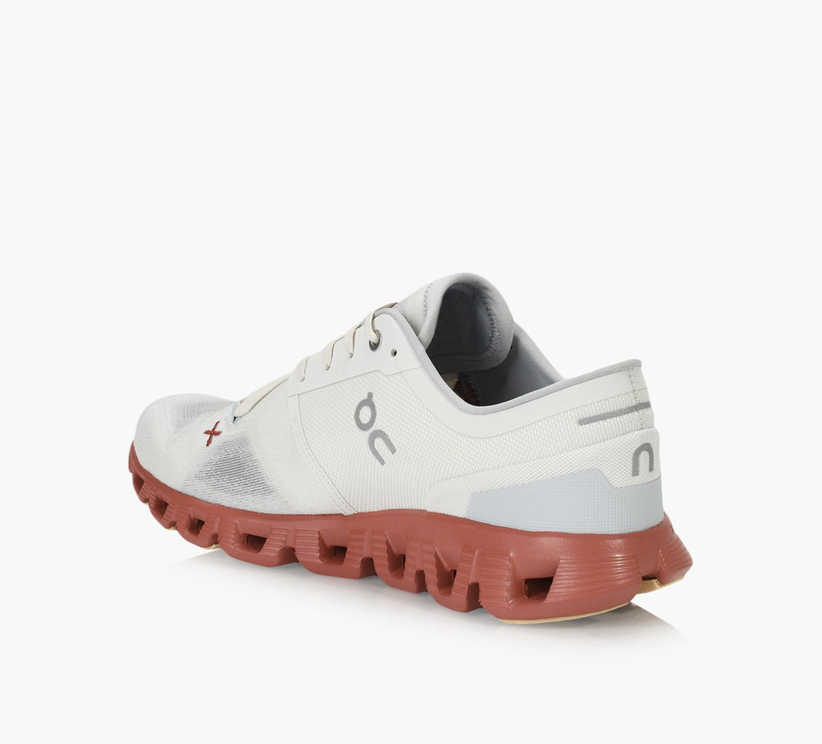 ON CLOUDX3 en BLANC vue 3