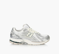 NEW BALANCE 1906R en BLANC