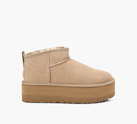 UGG CLASSICULTRAMINIPLATEFORME en BEIGE