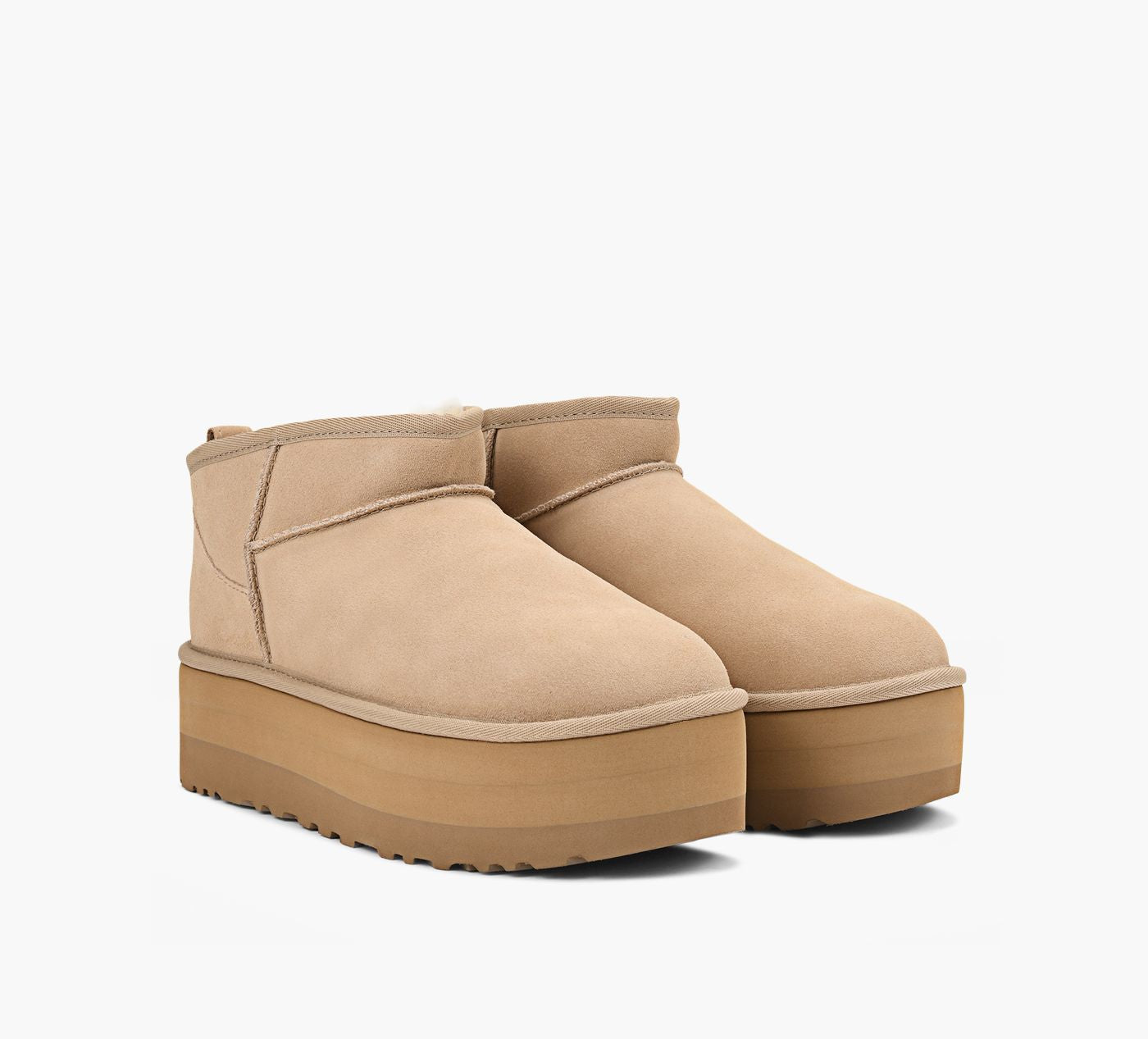 UGG CLASSICULTRAMINIPLATEFORME en BEIGE vue 2