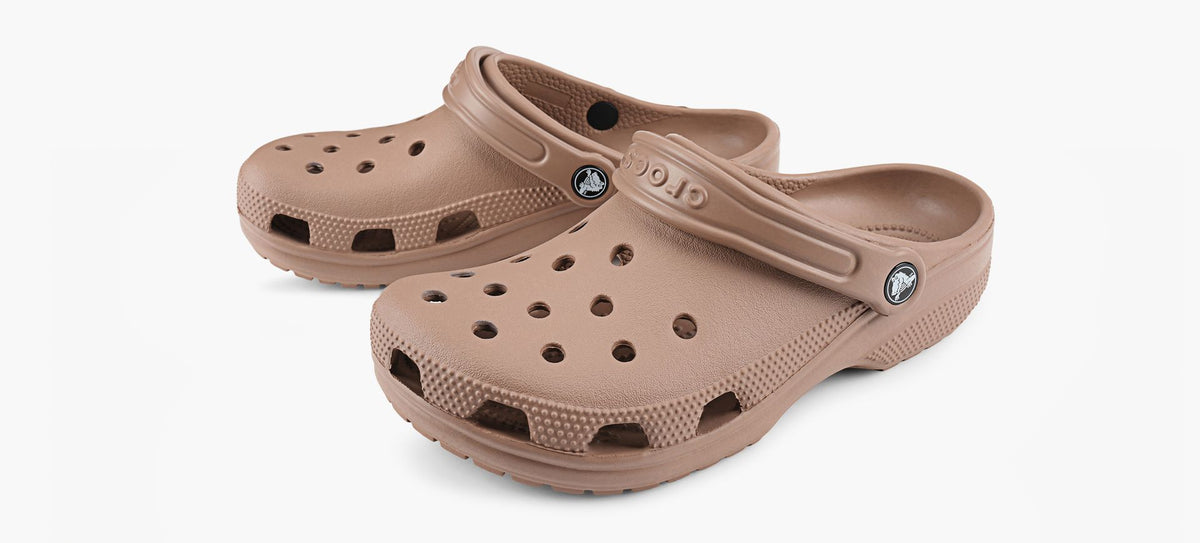 CROCS CLASSICCLOG in TAUPE view 4