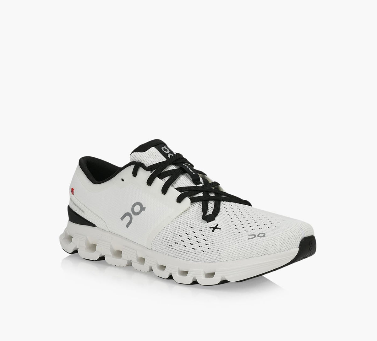 ON CLOUDX4 in WHITE view 2