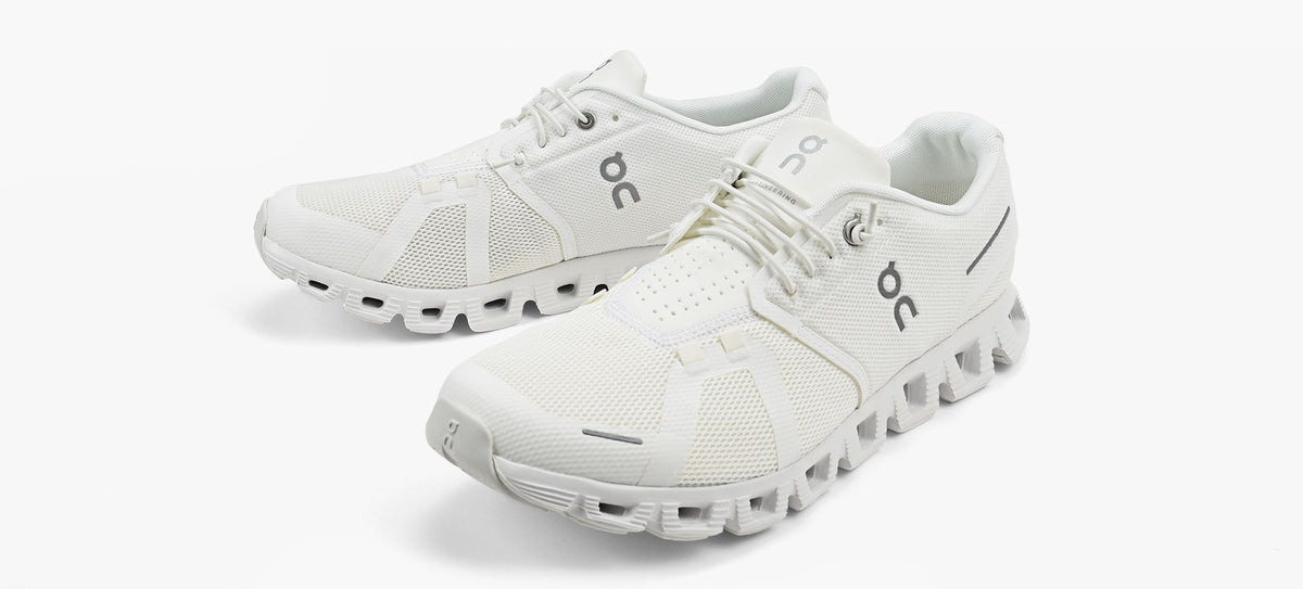 ON CLOUD5 in WHITE view 4
