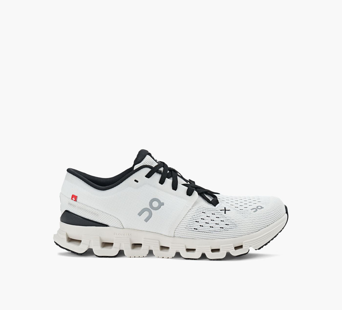 ON CLOUDX4 en BLANC