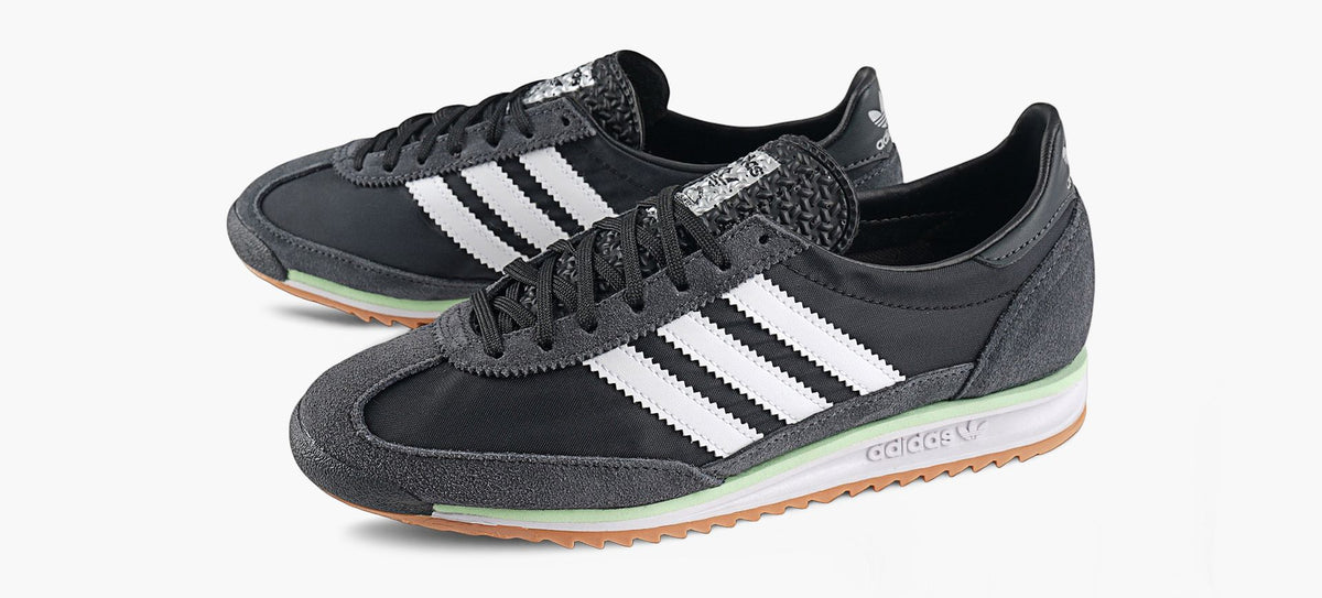ADIDAS SL72OG en NOIR vue 4