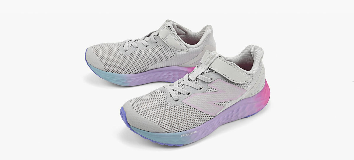 NEW BALANCE ARISHI en GRIS vue 4