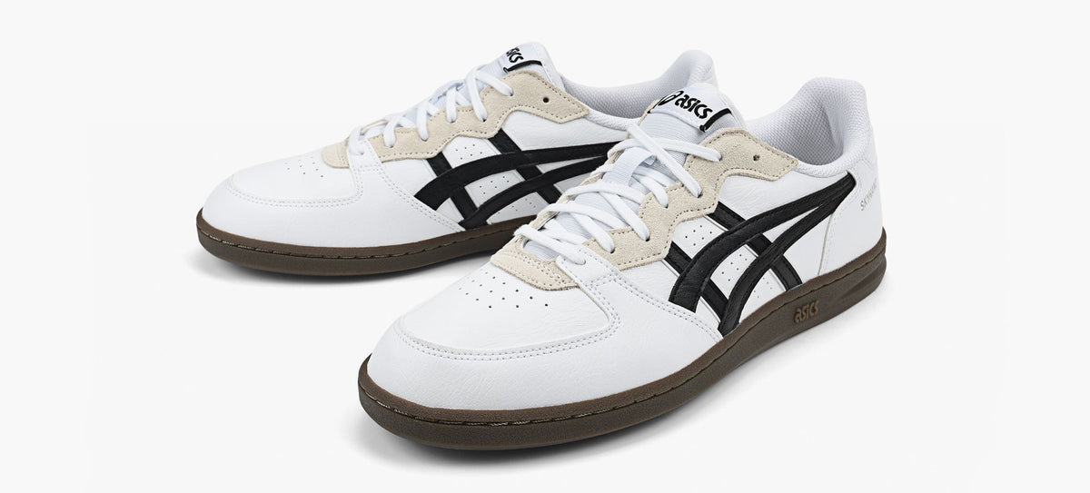 ASICS SKYHANDOG in WHITE view 4