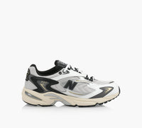 NEW BALANCE 725 in GREY