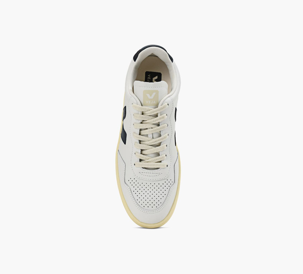 VEJA V90 in WHITE view 1c