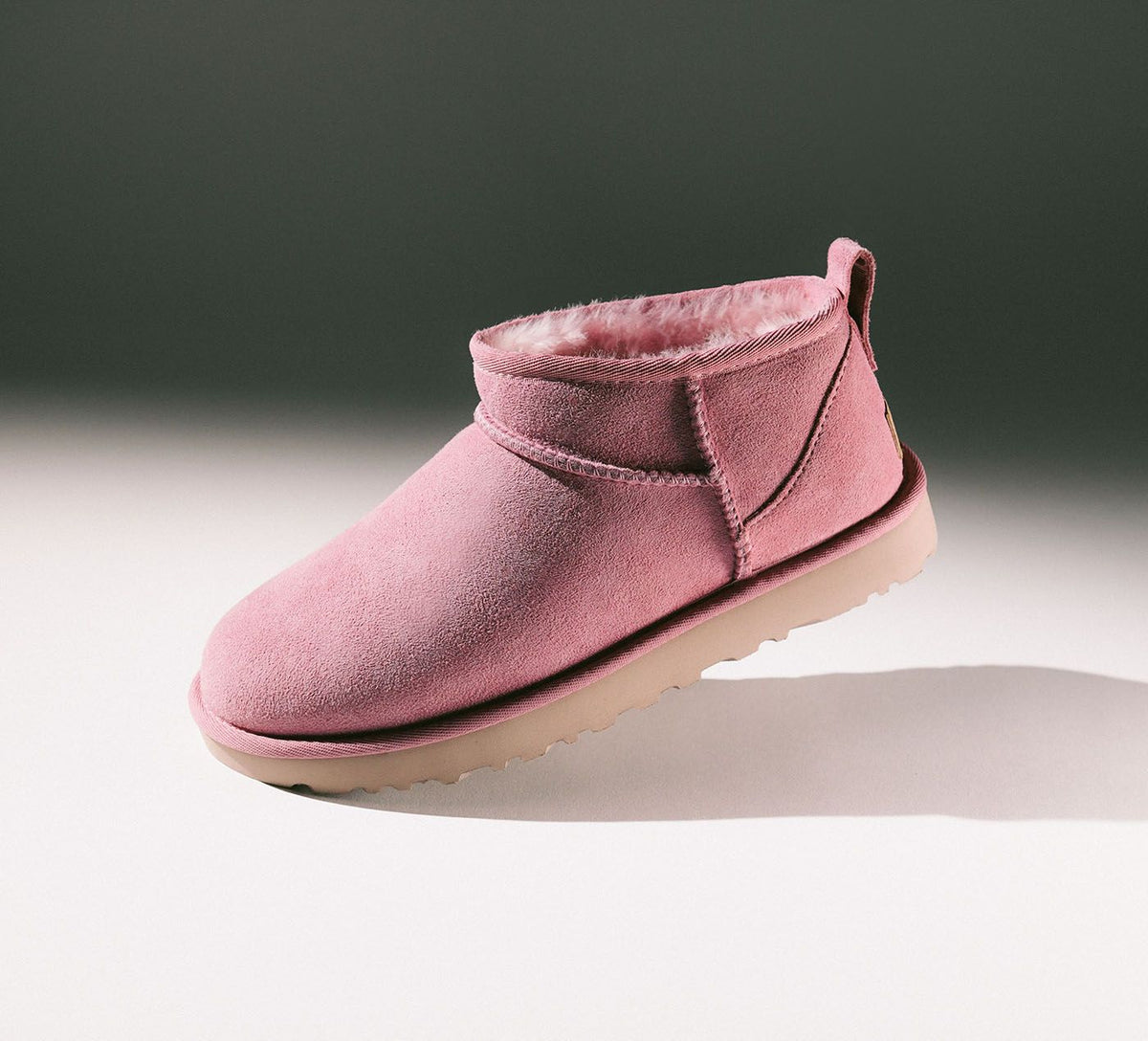 UGG CLASSICULTRAMINI en ROSE PALE vue 8