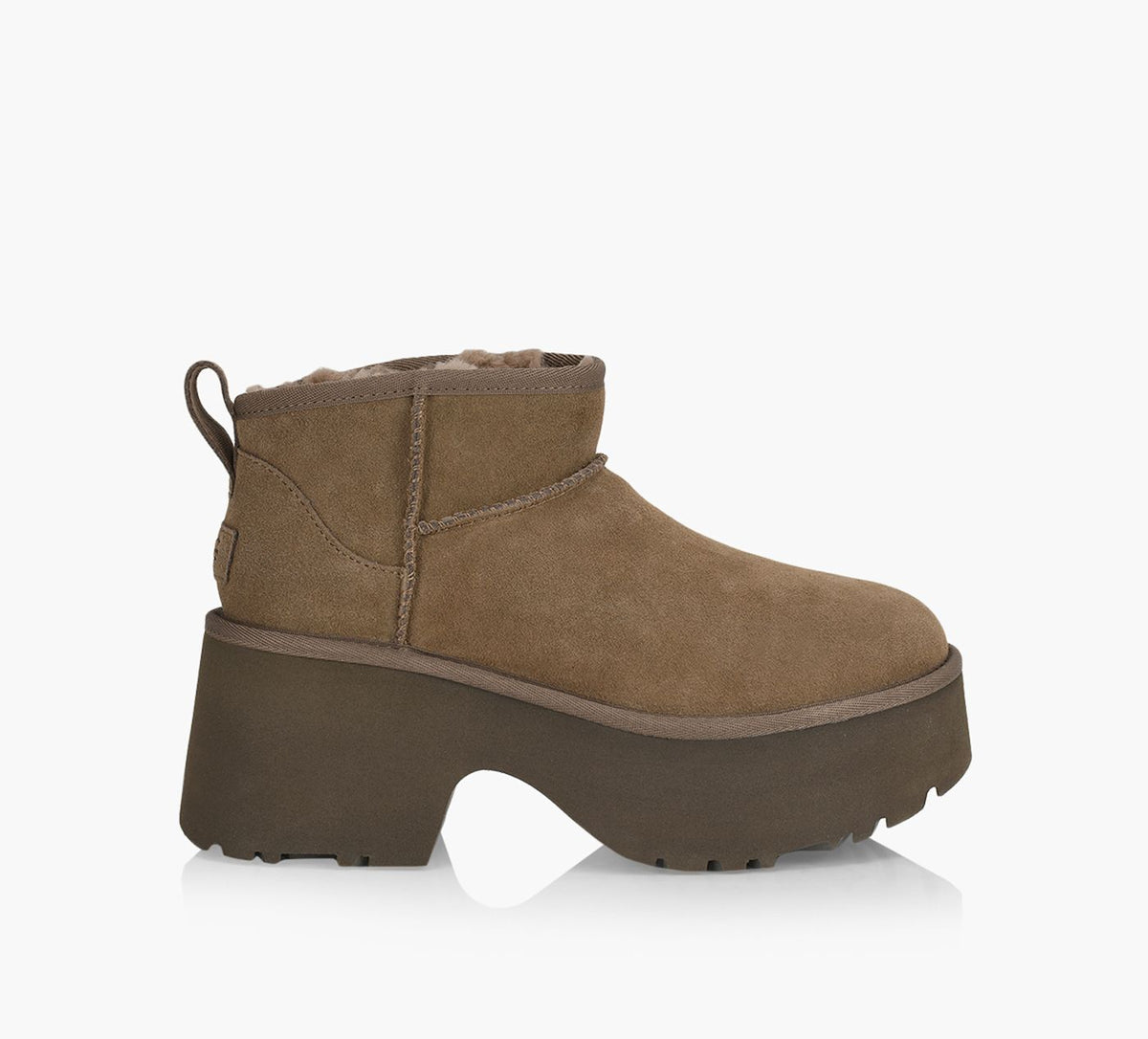 UGG CLASSICULTRAMININEWHEIGHTS en KHAKI