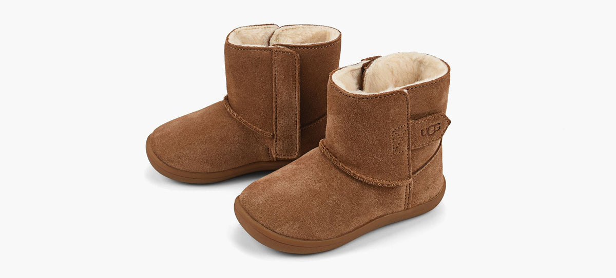 UGG KEELANII en TAN vue 4