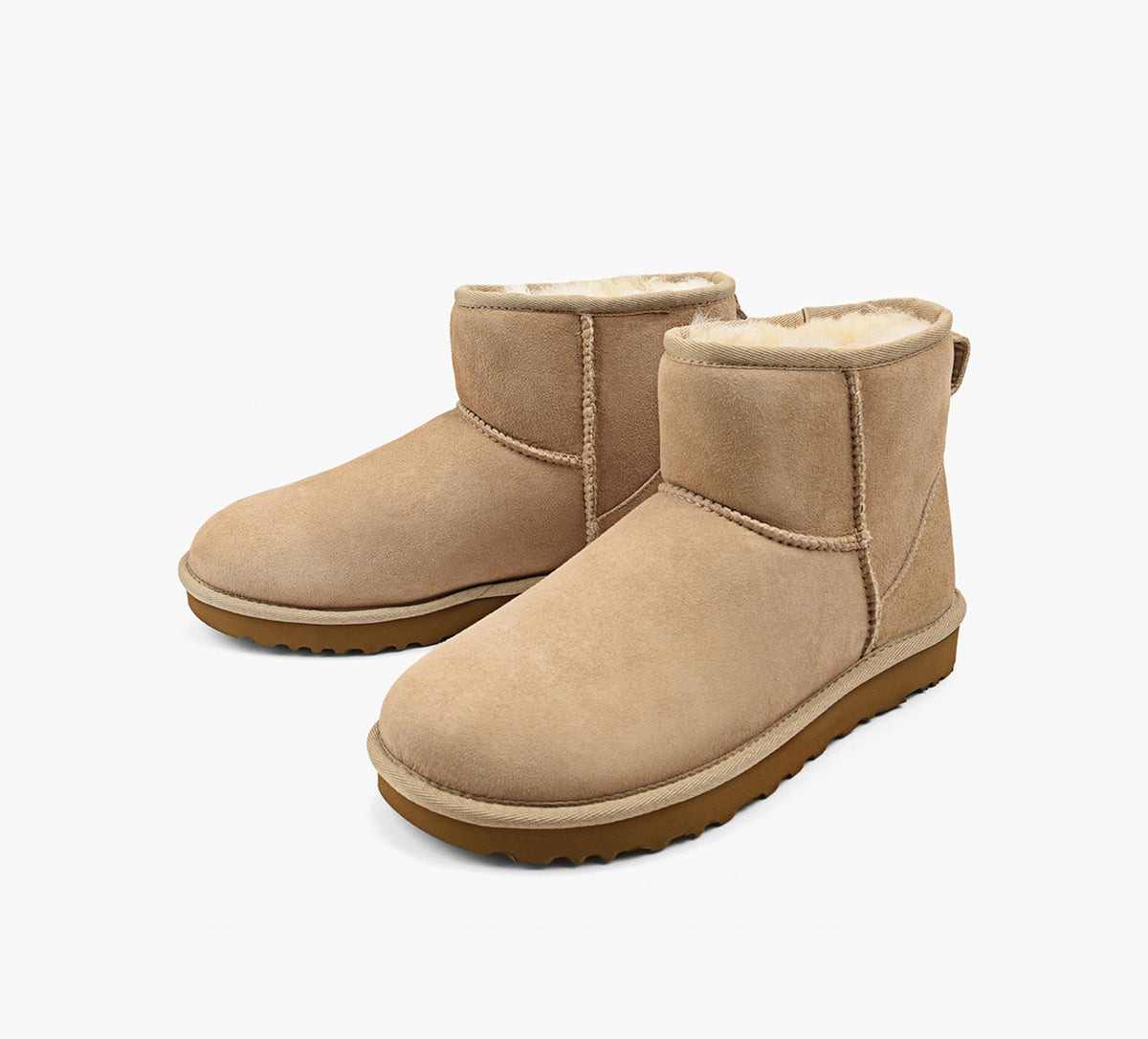 UGG CLASSICMINIII in BEIGE view 4