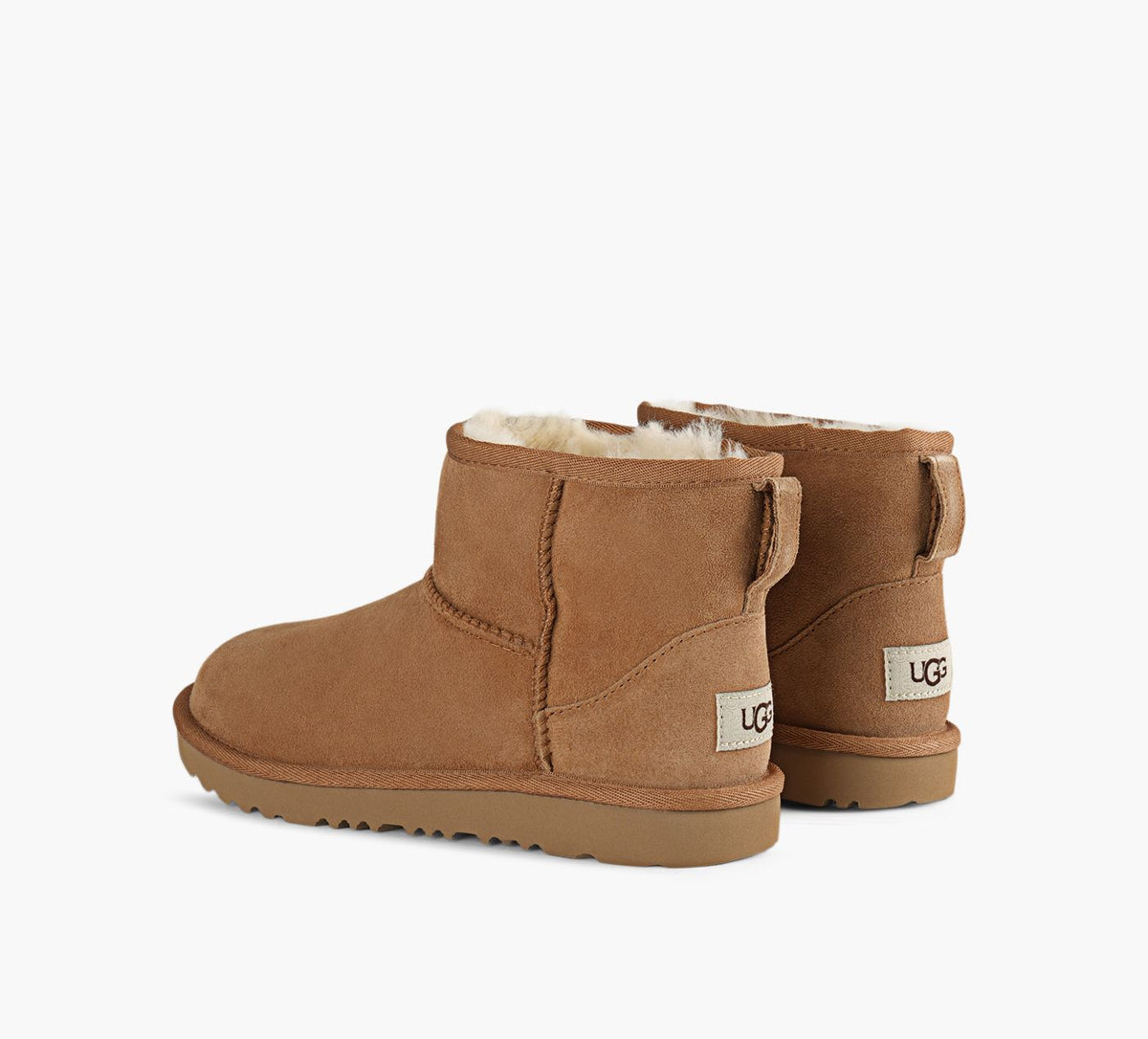 UGG CLASSICMINIII en TAN vue 3