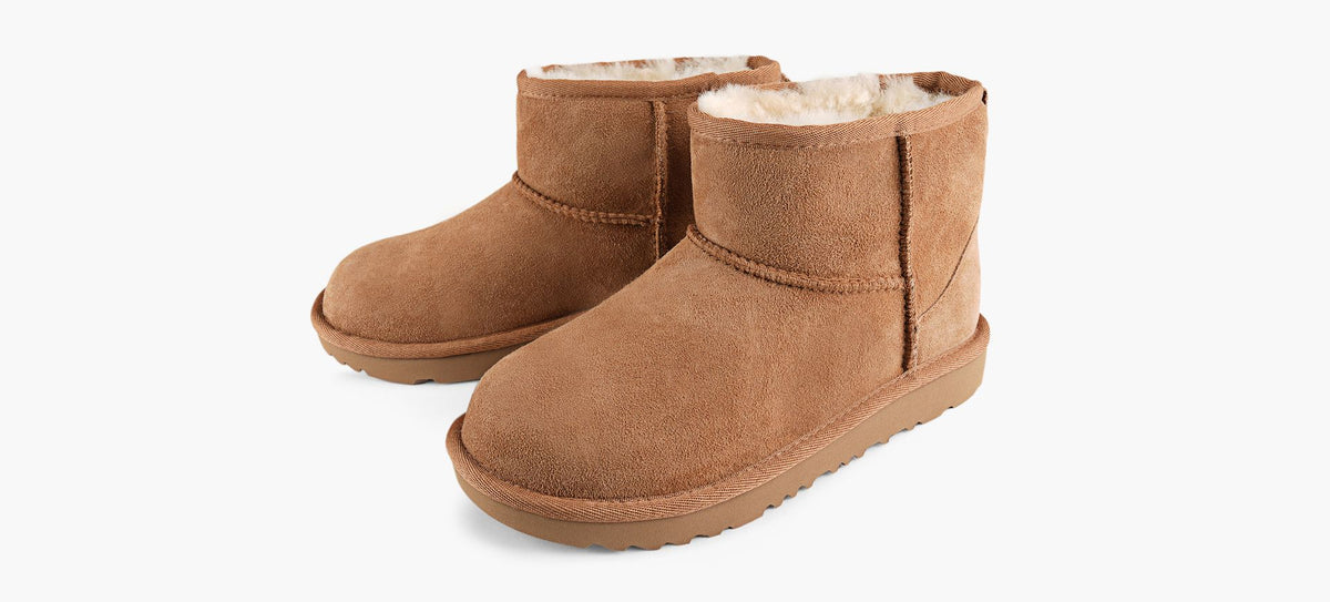 UGG CLASSICMINIII en TAN vue 4