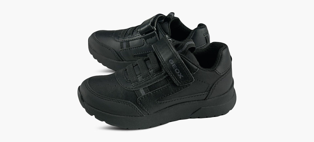 GEOX BRIEZEEBOY in BLACK view 4