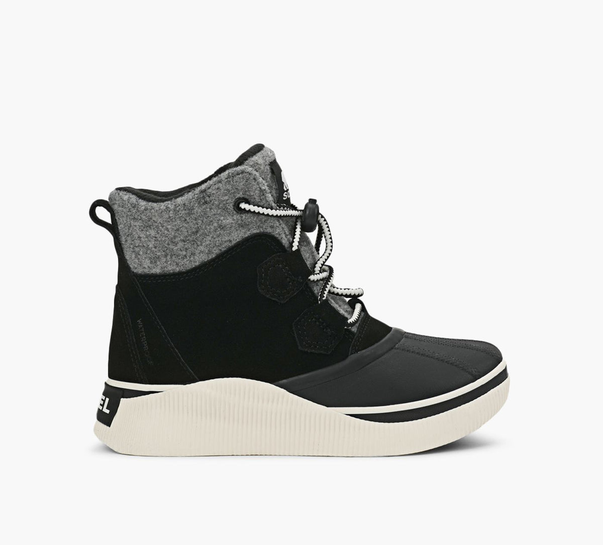 SOREL OUTNABOUTIVCHILLZ in BLACK