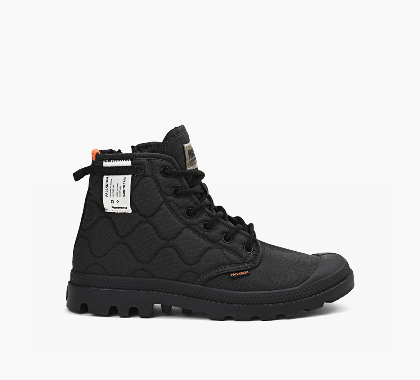 PALLADIUM PAMPAREQUILTED in BLACK