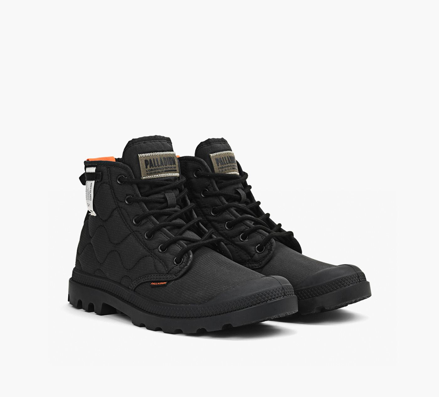 PALLADIUM PAMPAREQUILTED in BLACK view 2