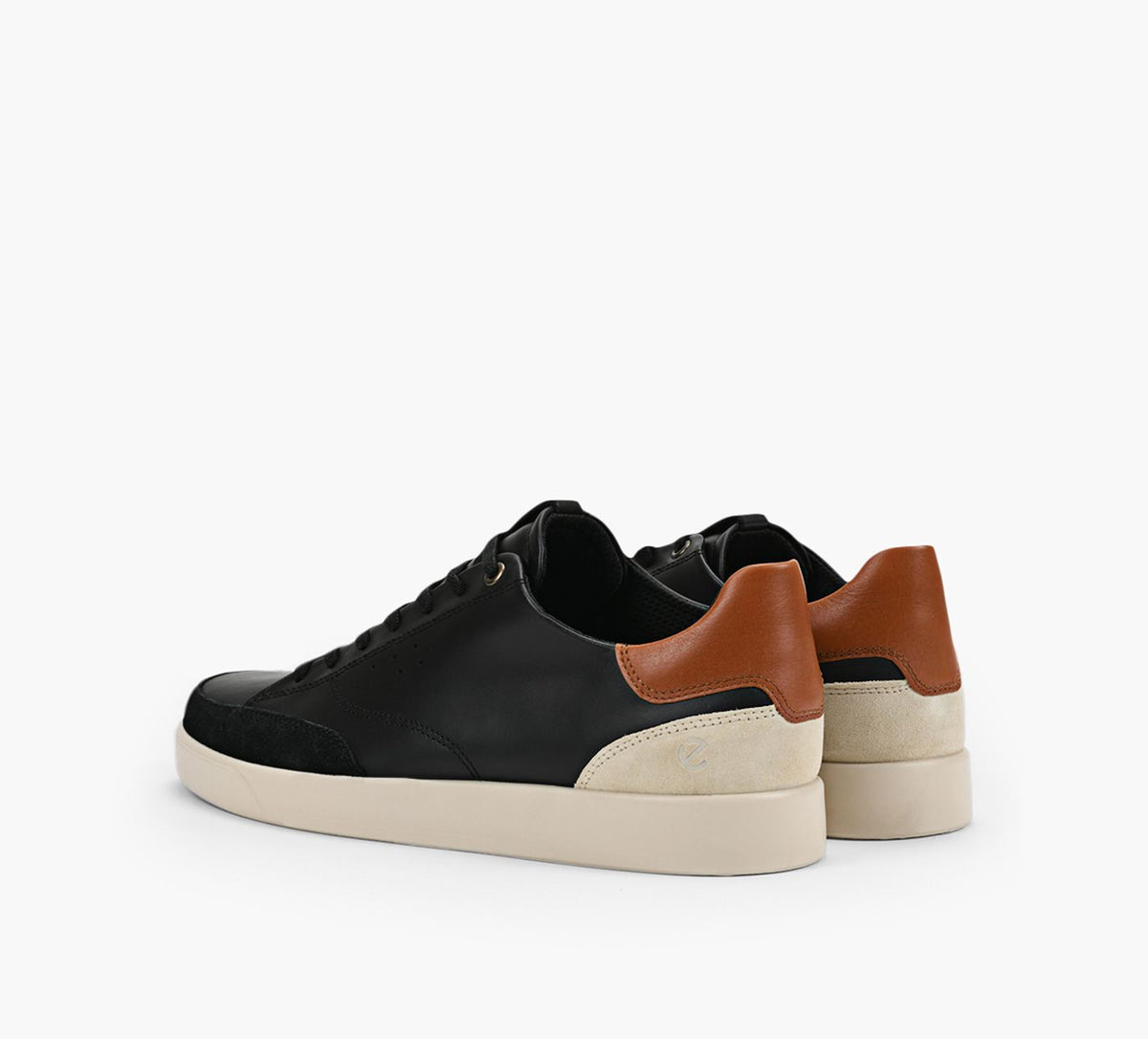 ECCO STREETLITECOURT in BLACK view 3