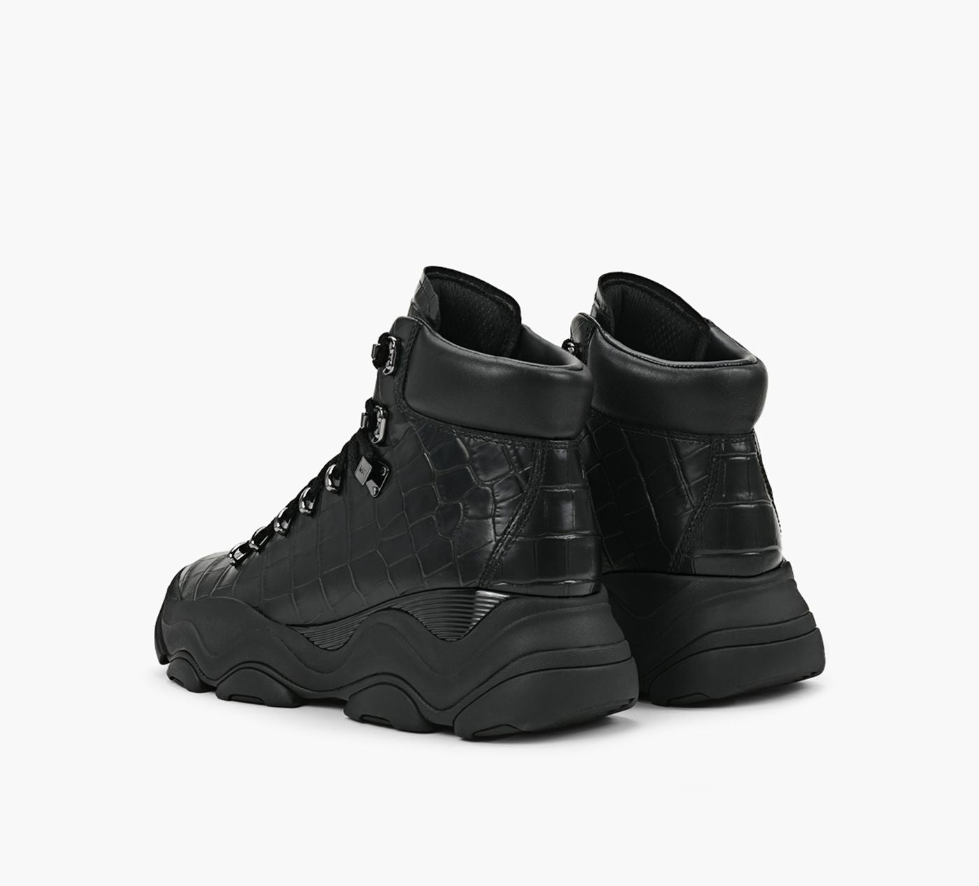 MICHAEL KORS ATLASBOOT in BLACK view 3