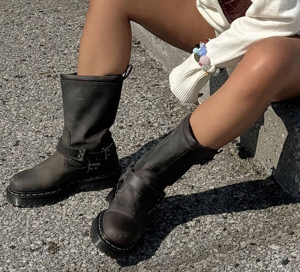 DR. MARTENS ANISTONEHI en GRIS vue 7