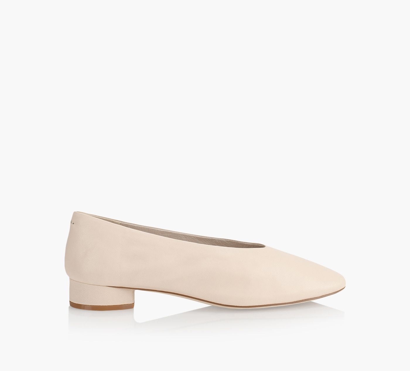 B2 NICHOLSONBALLERINA in BEIGE